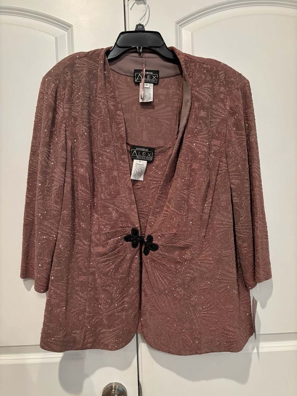 Alex Evenings Womens 2-Piece Metallic Shimmer Jacket and Top Set 3X Stone